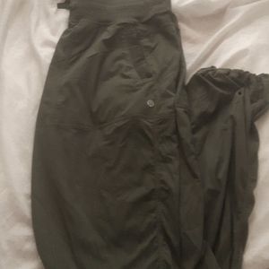 Lululemon casual pants euc